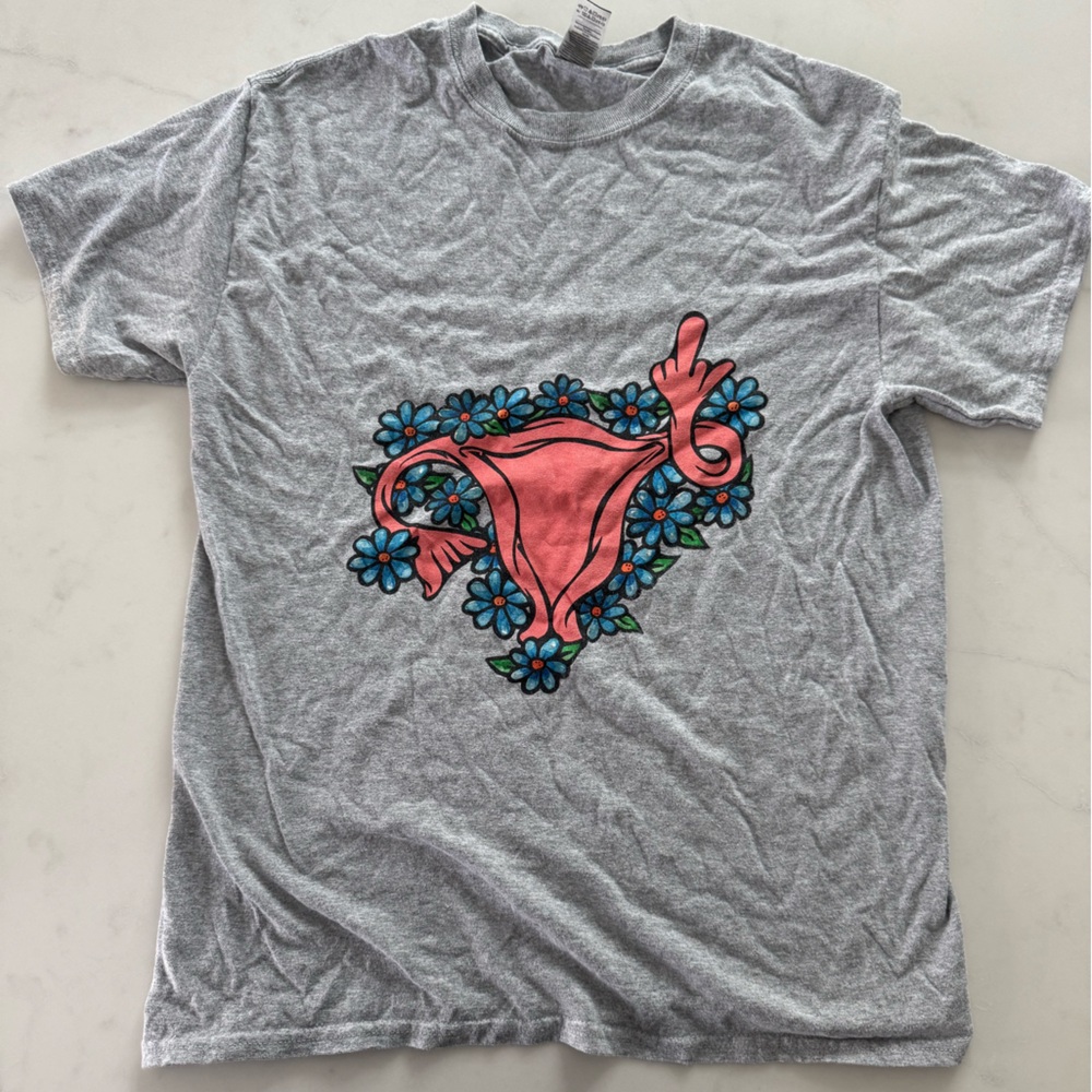funny unisex graphic tee 💘